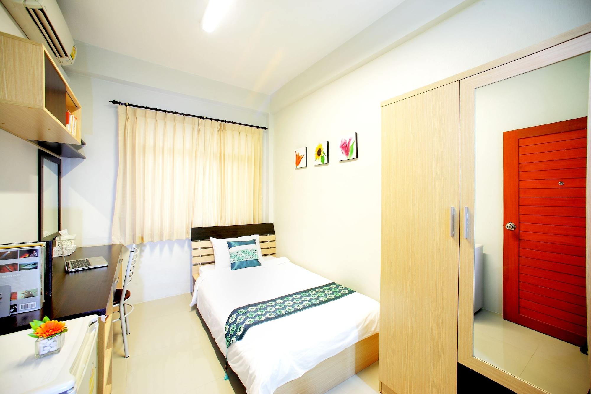 Smile Inn Bangkok Bagian luar foto