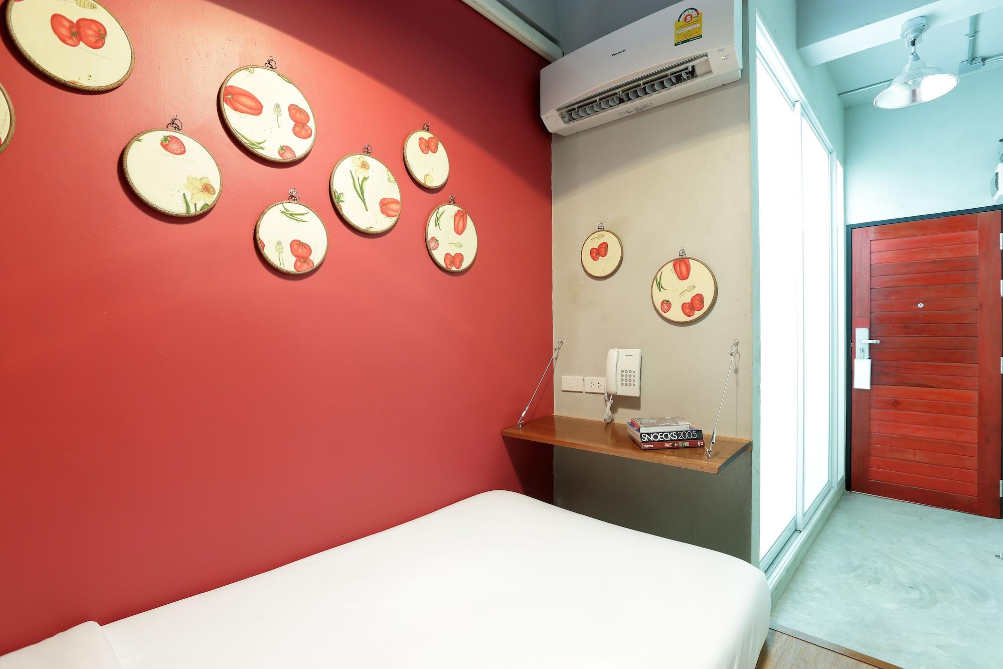 Smile Inn Bangkok Bagian luar foto