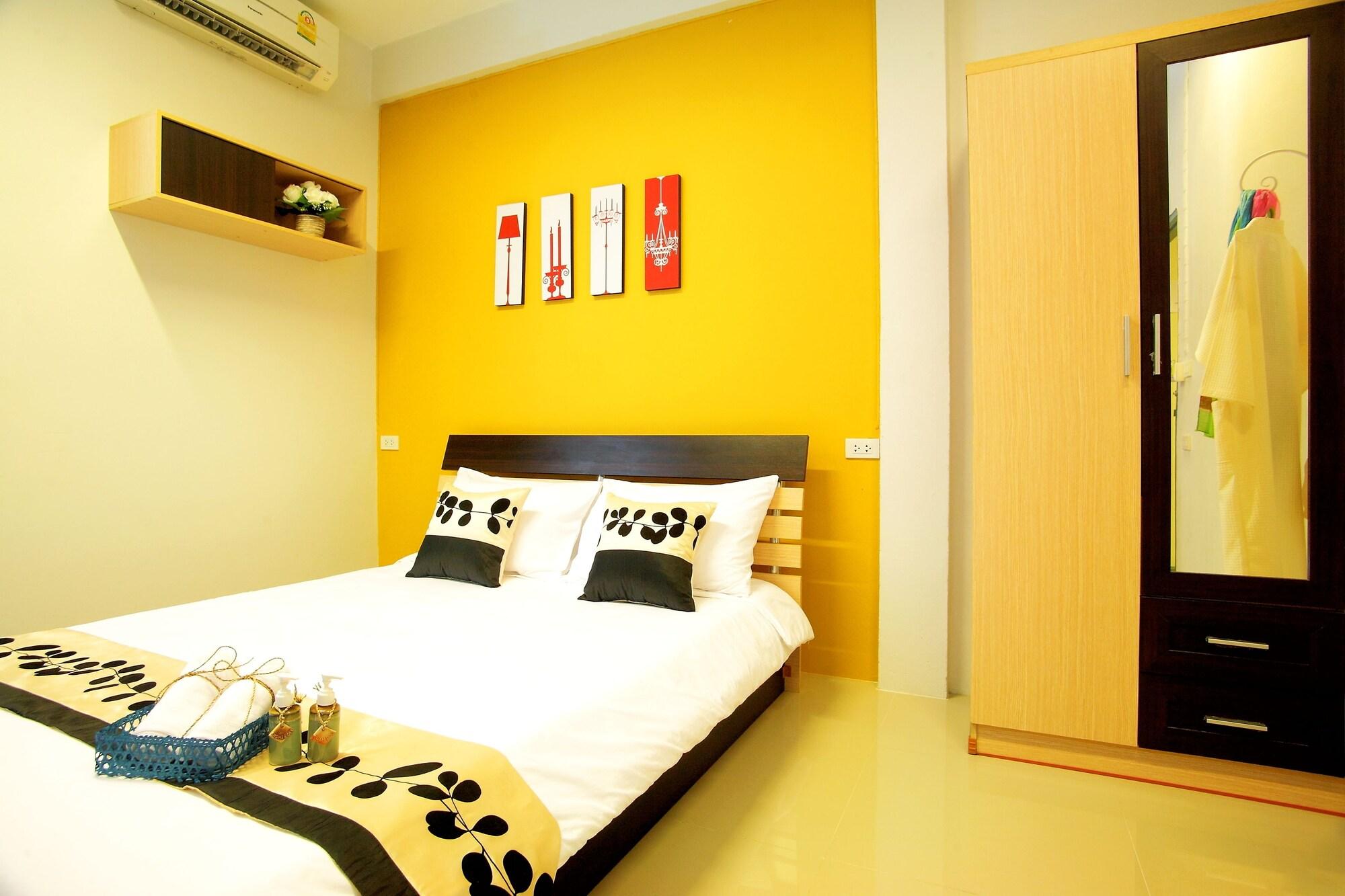 Smile Inn Bangkok Bagian luar foto