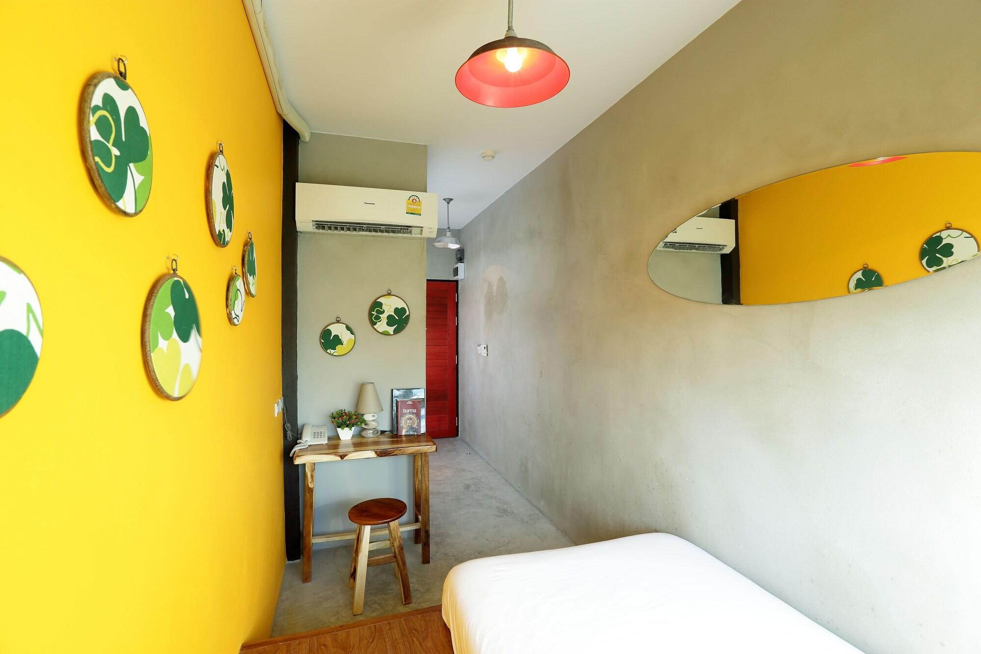 Smile Inn Bangkok Bagian luar foto