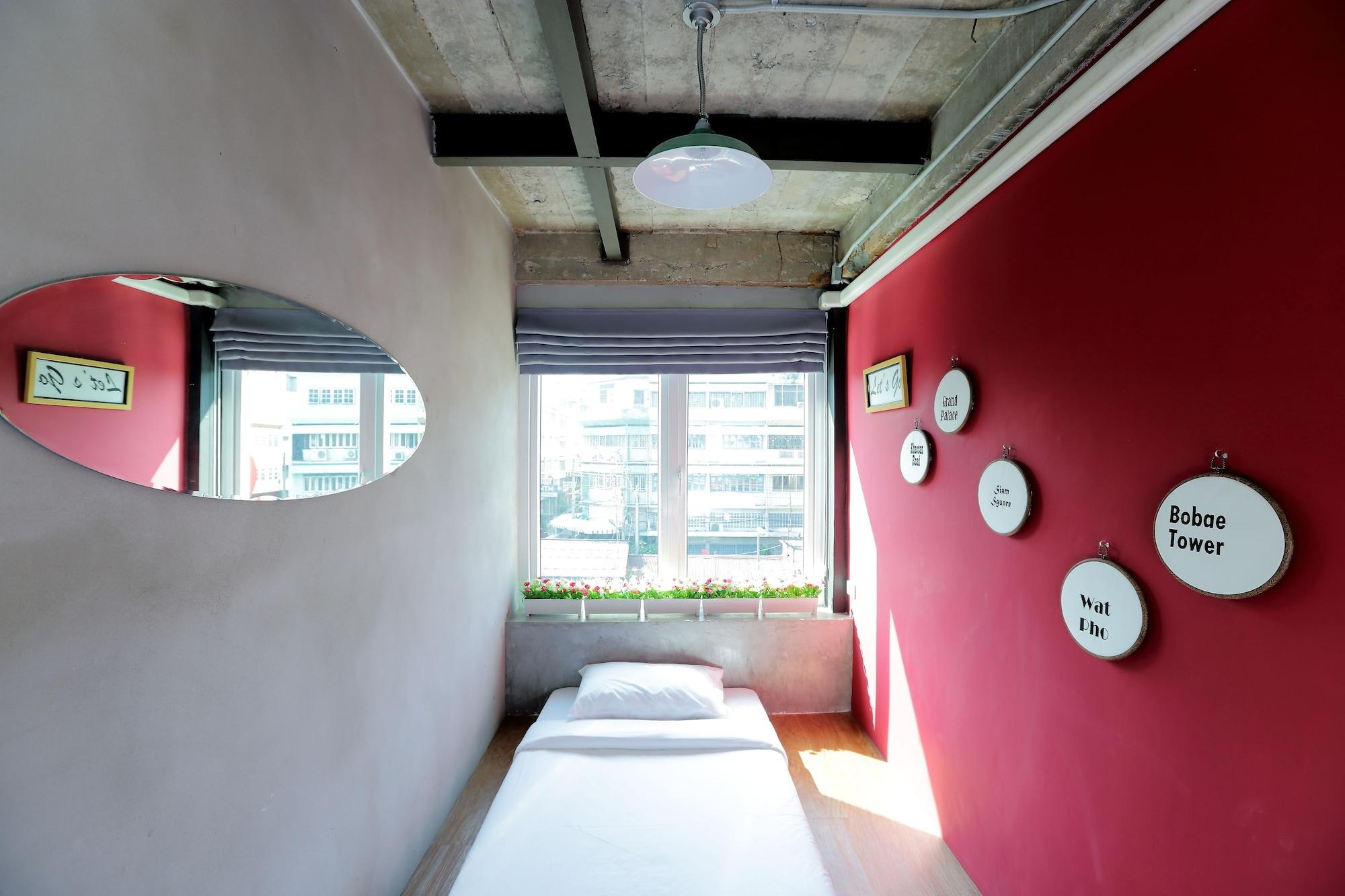 Smile Inn Bangkok Bagian luar foto