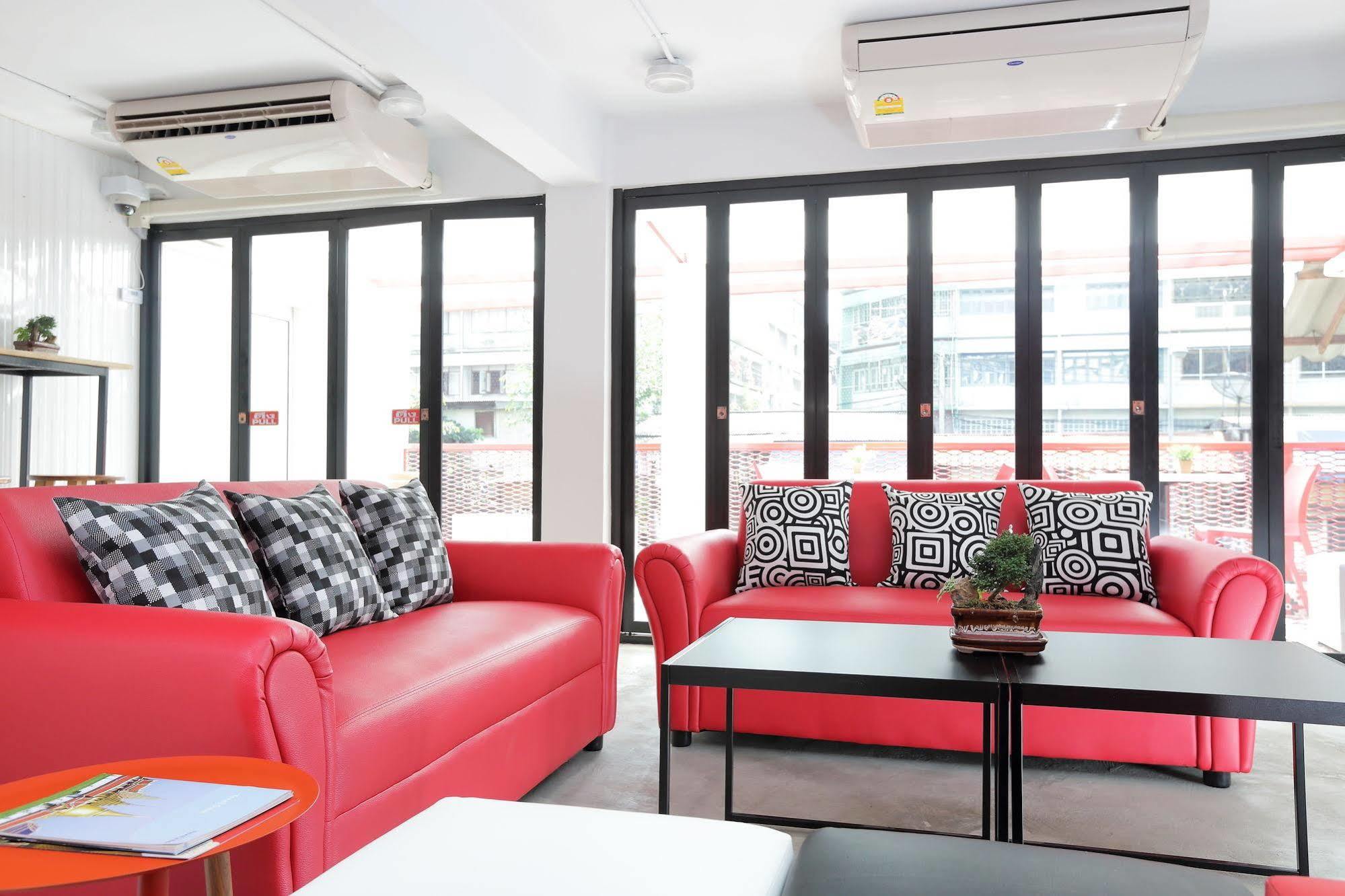 Smile Inn Bangkok Bagian luar foto